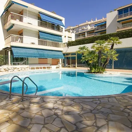 Wehost - Bel Avec Vue Sur La : Piscines Lejlighed
